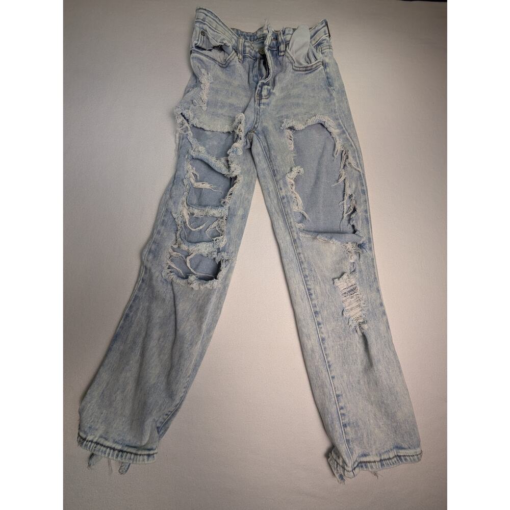 Almost Famous Size 0 Distressed Jeans with Holes